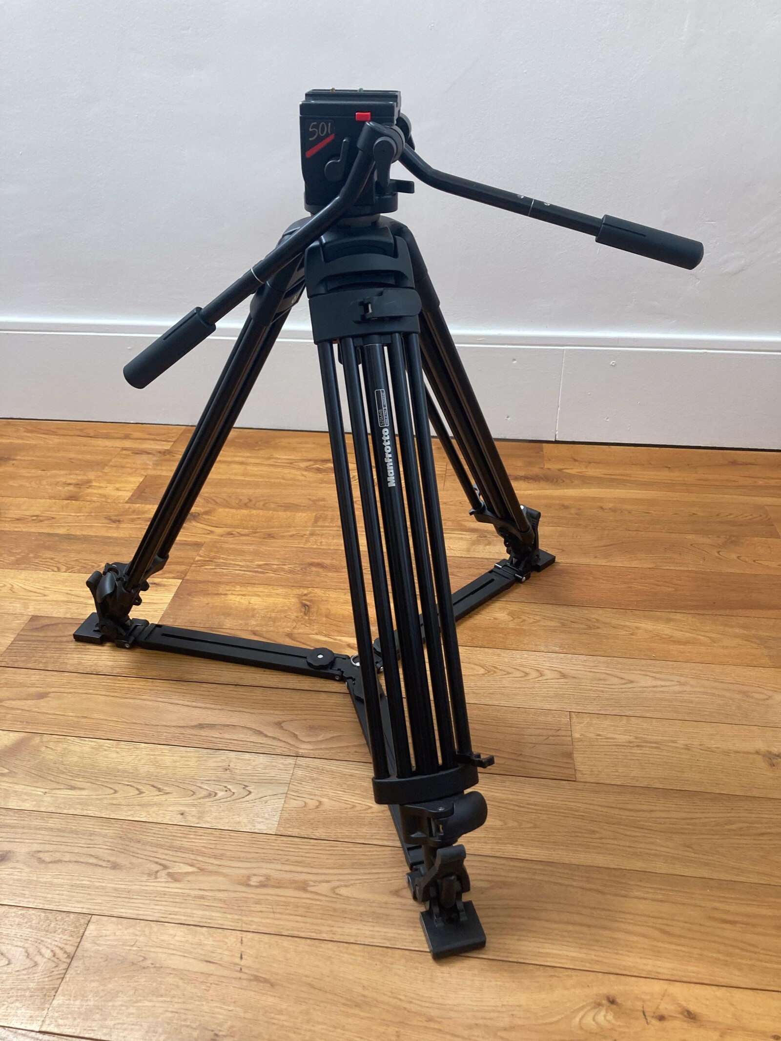Trépied Manfrotto 525 MVB + tête Manfrotto 501  - Photo 2 sur 4
