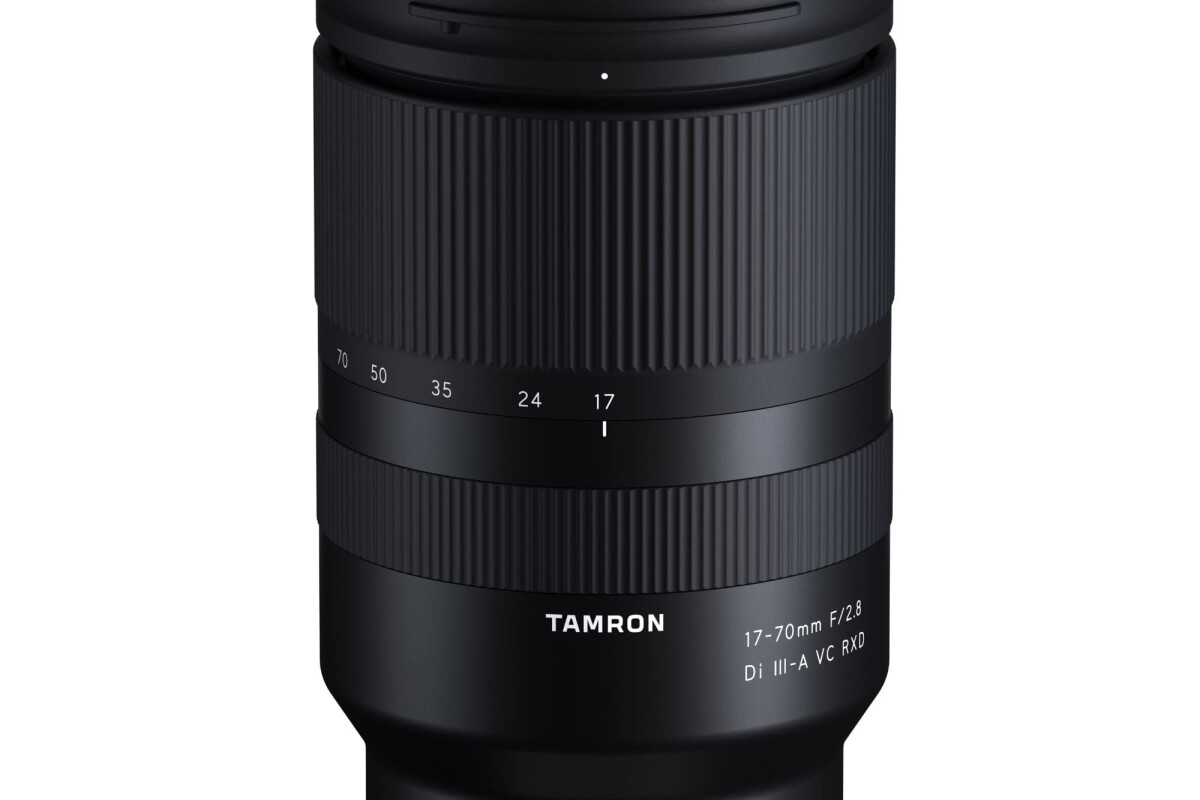 Location Tamron 17-70mm F/2.8 Di III-A VC RXD (Model B070) for FUJIFILM X-mount - Lightyshare