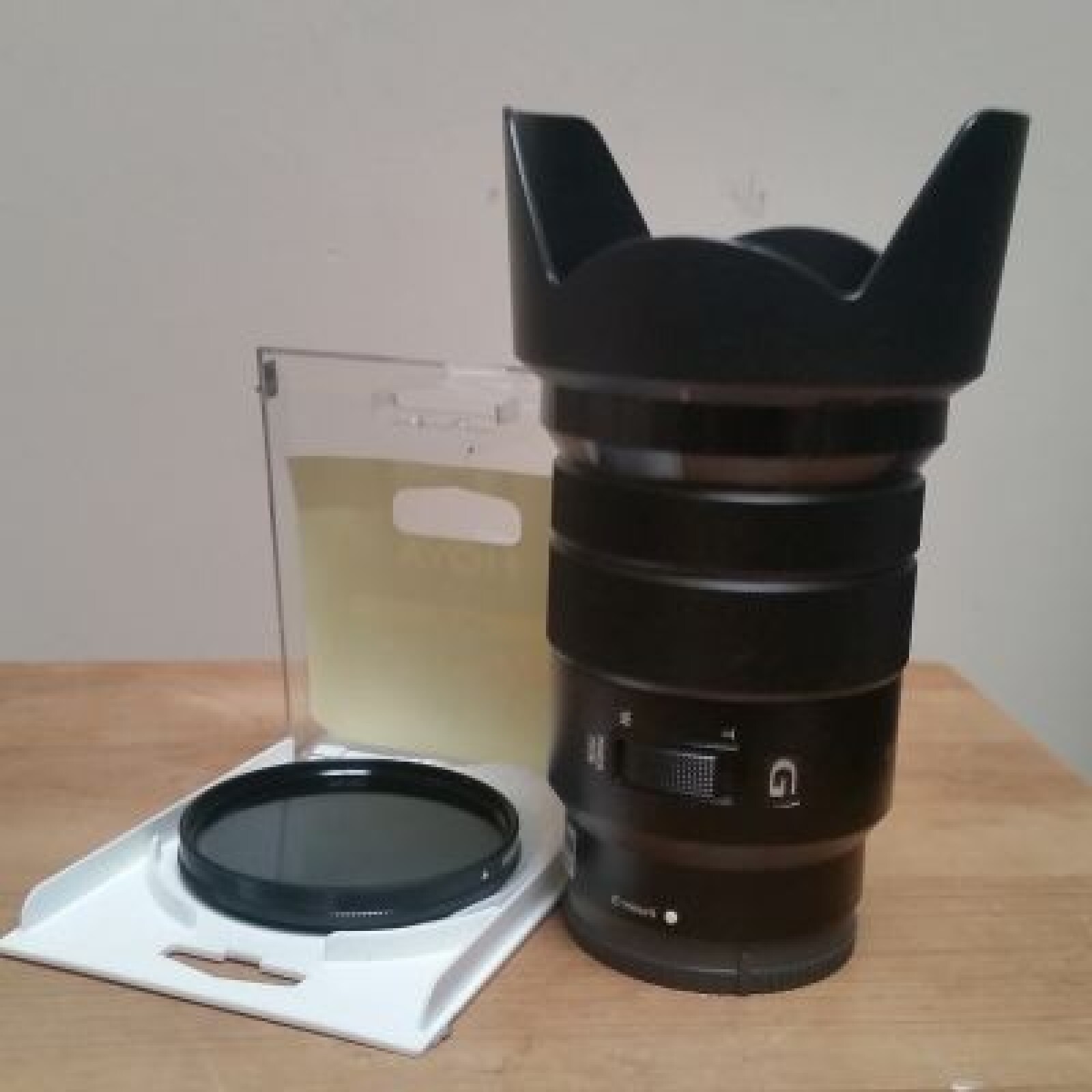 Zoom Sony 18-105mm f4 G motorisé + filtre polarisant - Photo 1 sur 2
