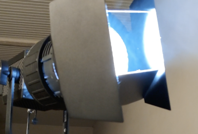 Location Aputure Fresnel 2X