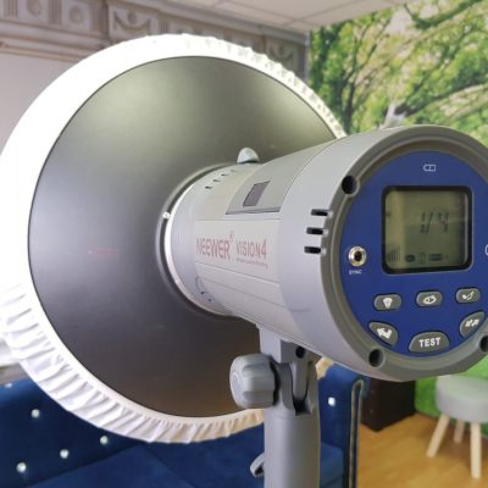Kit de 2 Flash externe à batterie de 300w + 2 Trépieds  + bol beauté ou boite à lumière de 90cm + 2 Batteries - Photo 3 sur 5