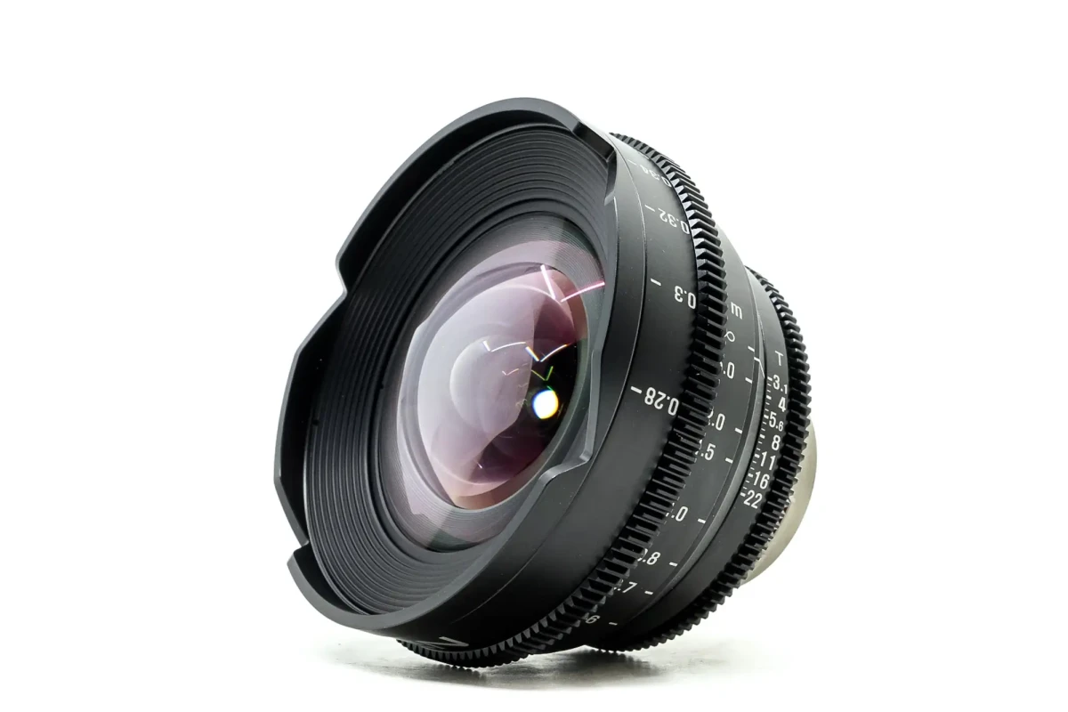 Location Samyang Xeen 14mm PL Mount - Lightyshare