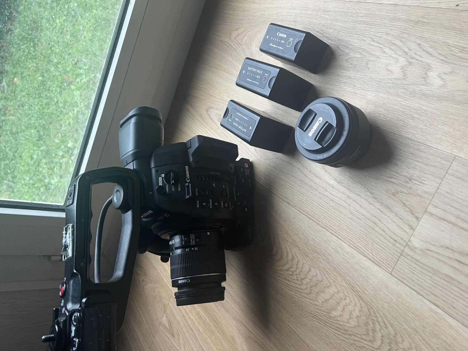 Canon EOS C100 Mark II - Photo 1 sur 4