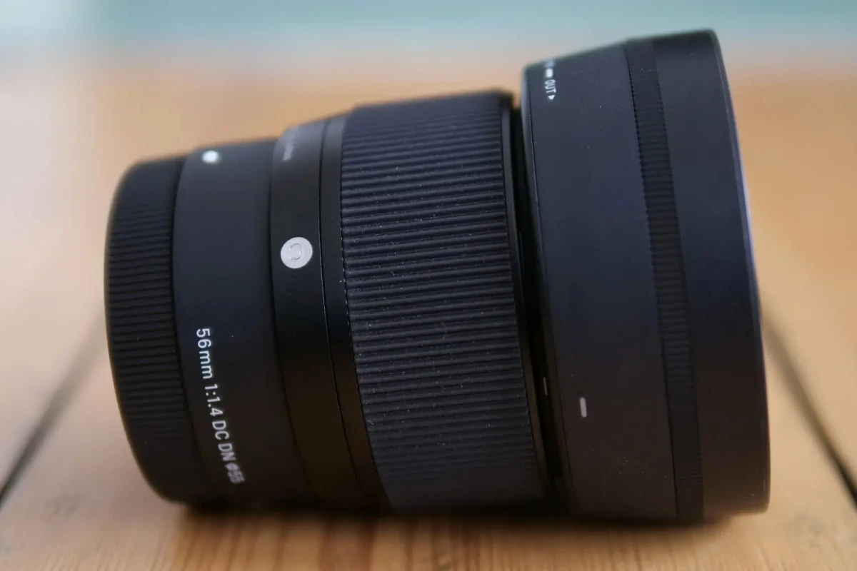 Location Sigma 56mm f/1.4 DC DN Contemporary - Lightyshare