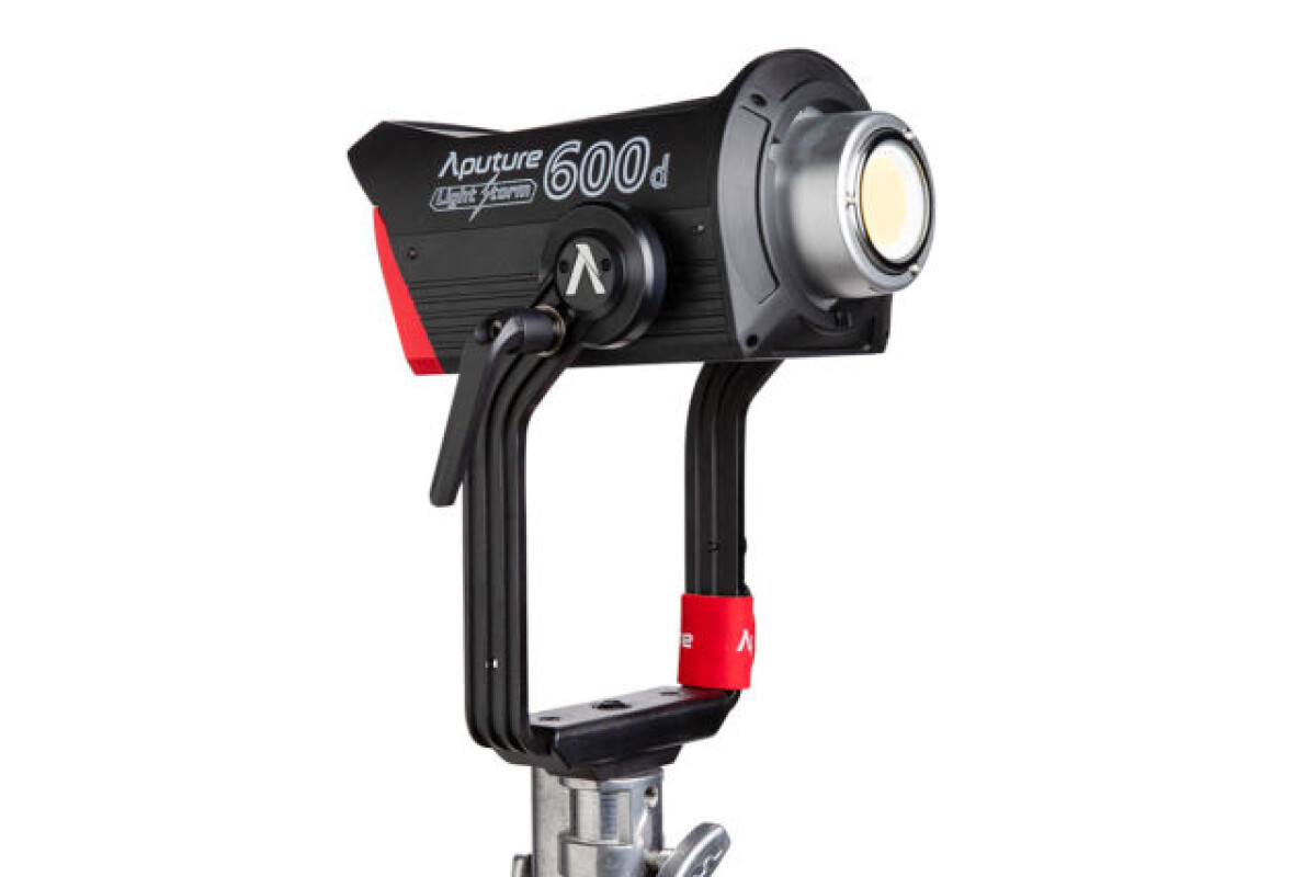 Location Aputure 600D - Lightyshare