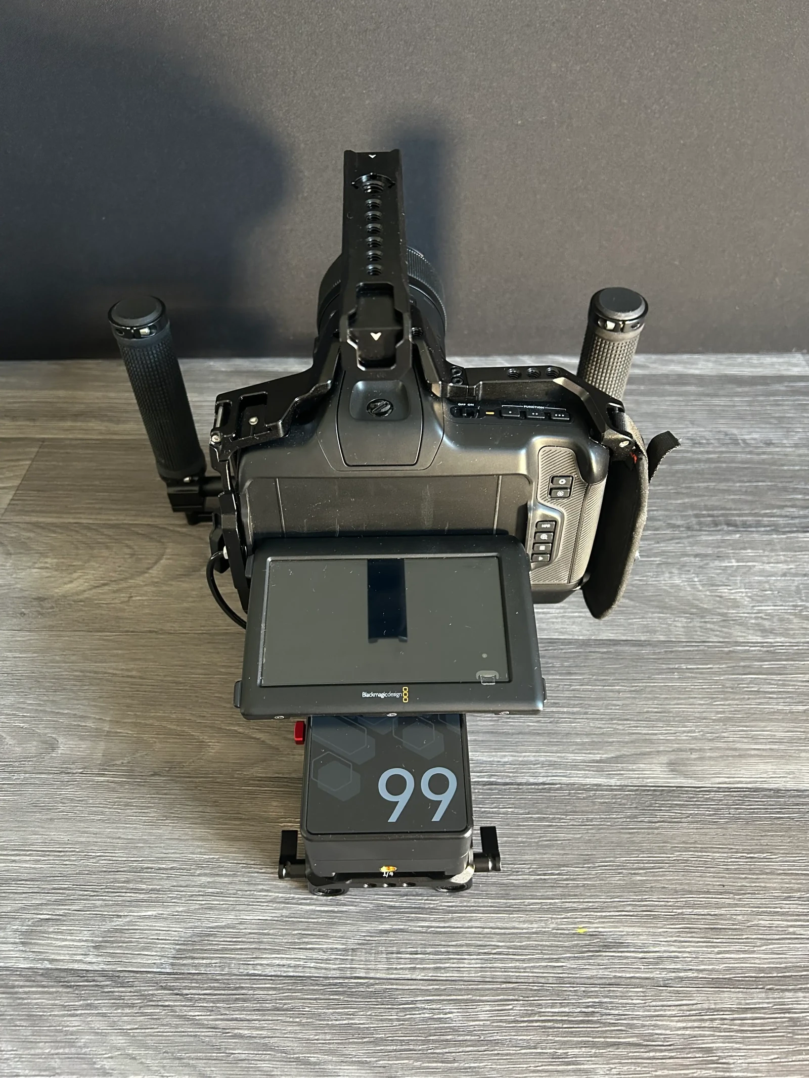 (PACK) BMPCC 6K - Prêt à tourner - Photo 3 sur 6