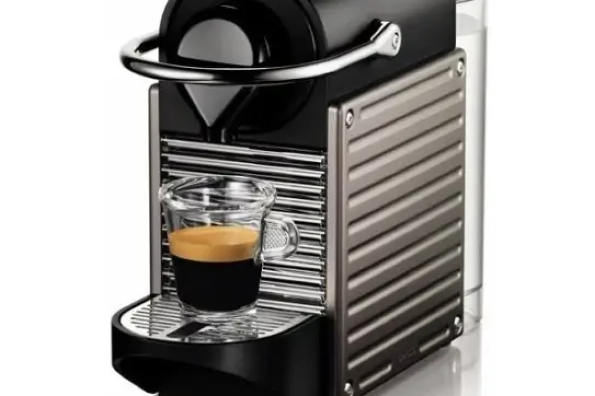 Location Machine à café nespresso Pixie - Lightyshare