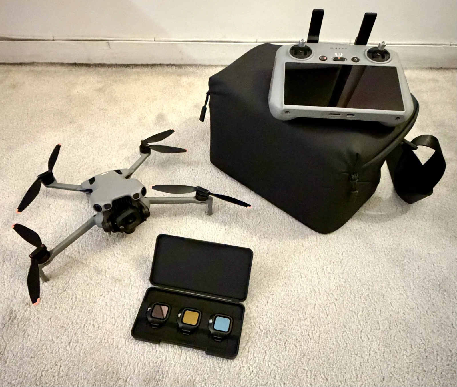 DJI Mini 5 Pro + RC 2 - Photo 1 sur 4