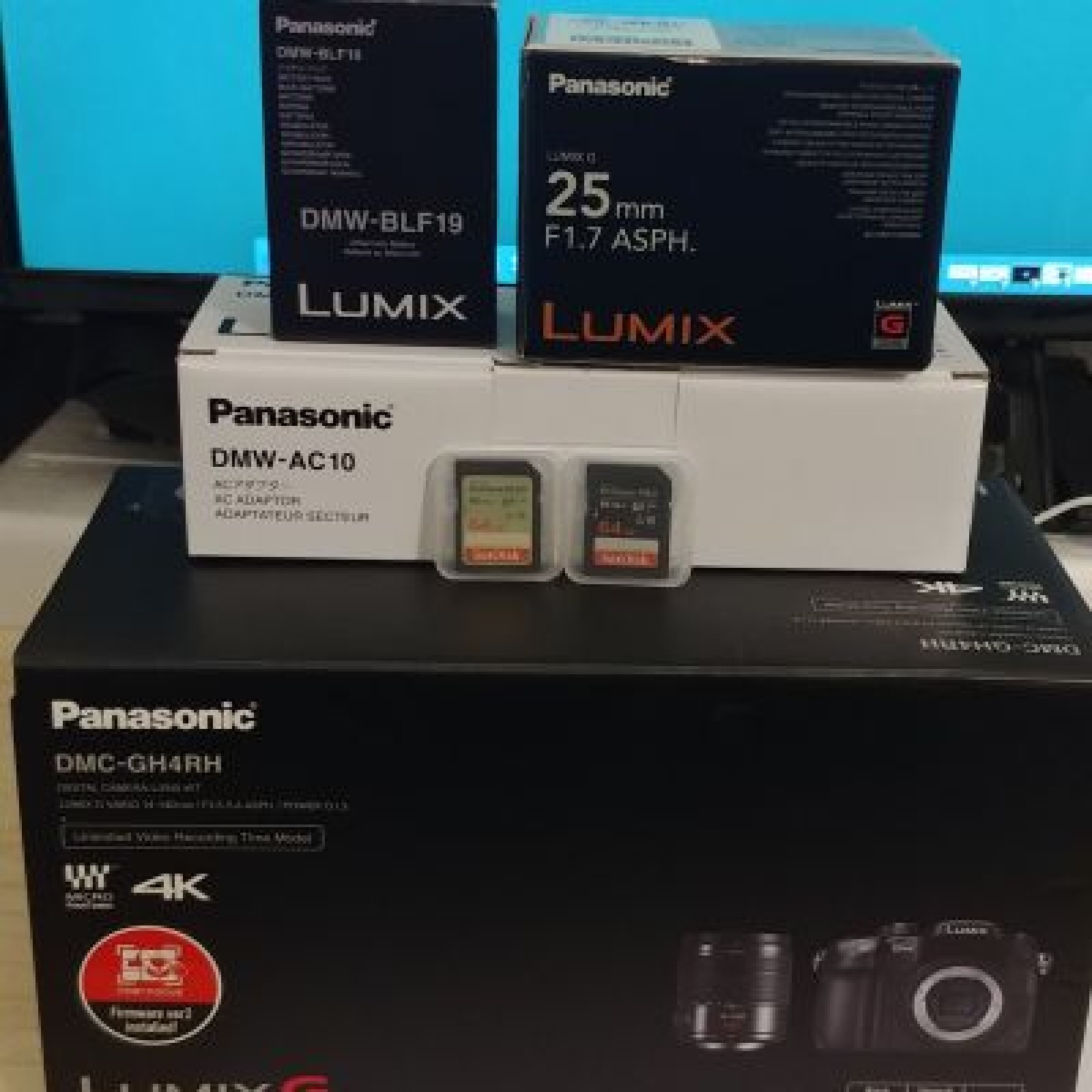 PANASONIC LUMIX GH4R + objectif Panasonic H-H025E 25mm + Cartes SD + Batteries + alimentation secteur - Photo 3 sur 3