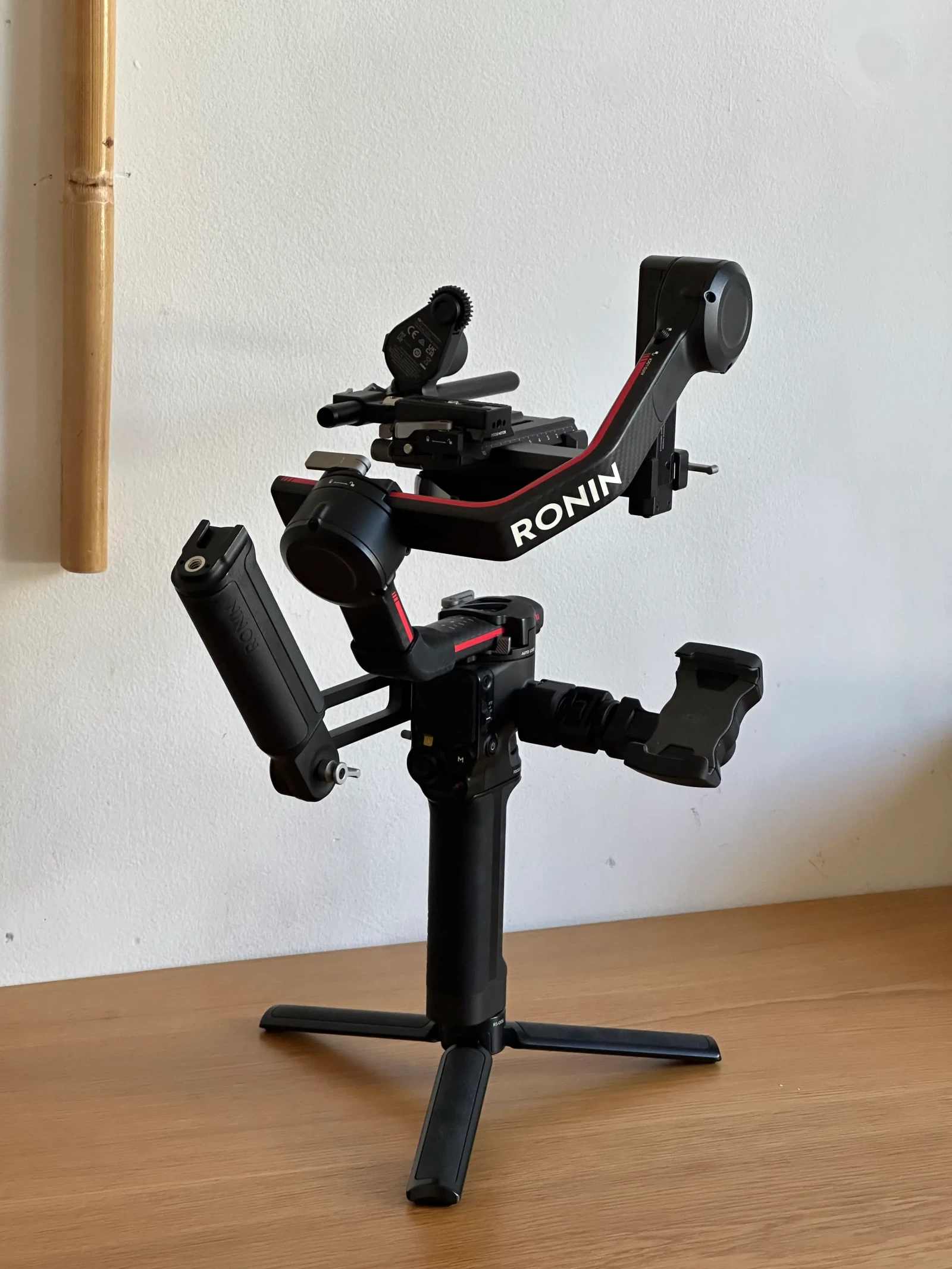 DJI RS3 Pro Combo - Photo 3 sur 4