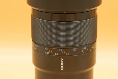 Location Sony 90mm Macro G F2.8 OSS FE