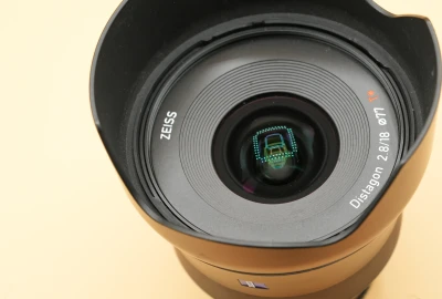Location Zeiss Batis 18mm f/2.8 Monture FE