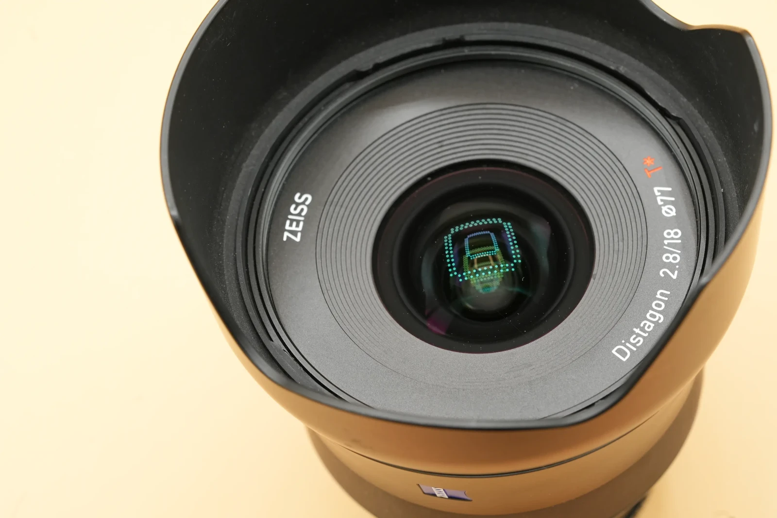 Zeiss Batis 18mm f/2.8 Monture FE - Photo 3 sur 4