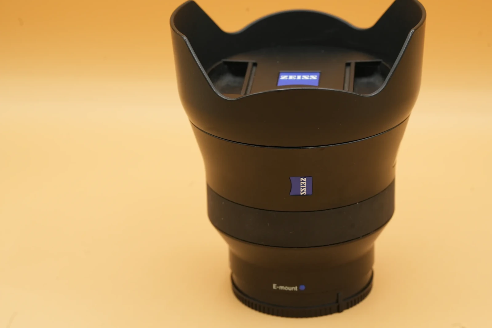 Zeiss Batis 18mm f/2.8 Monture FE - Photo 2 sur 4