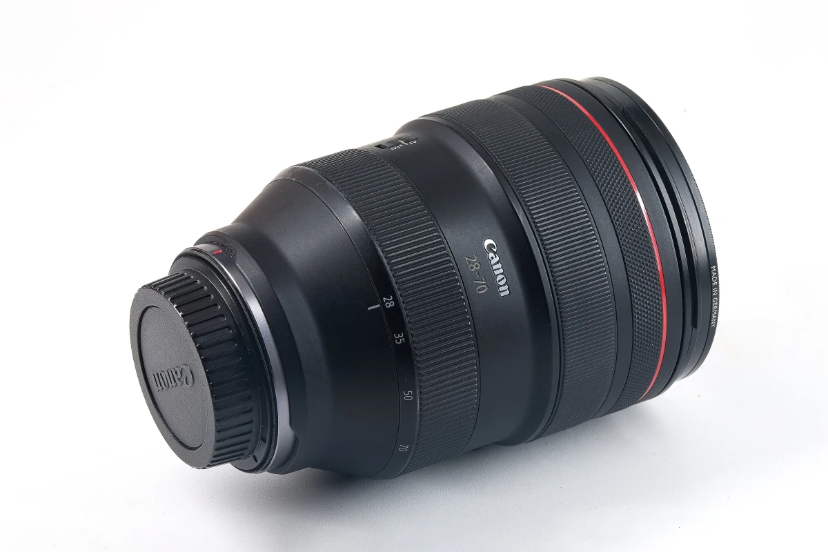 Location Canon RF 28-70mm F2L USM - Lightyshare