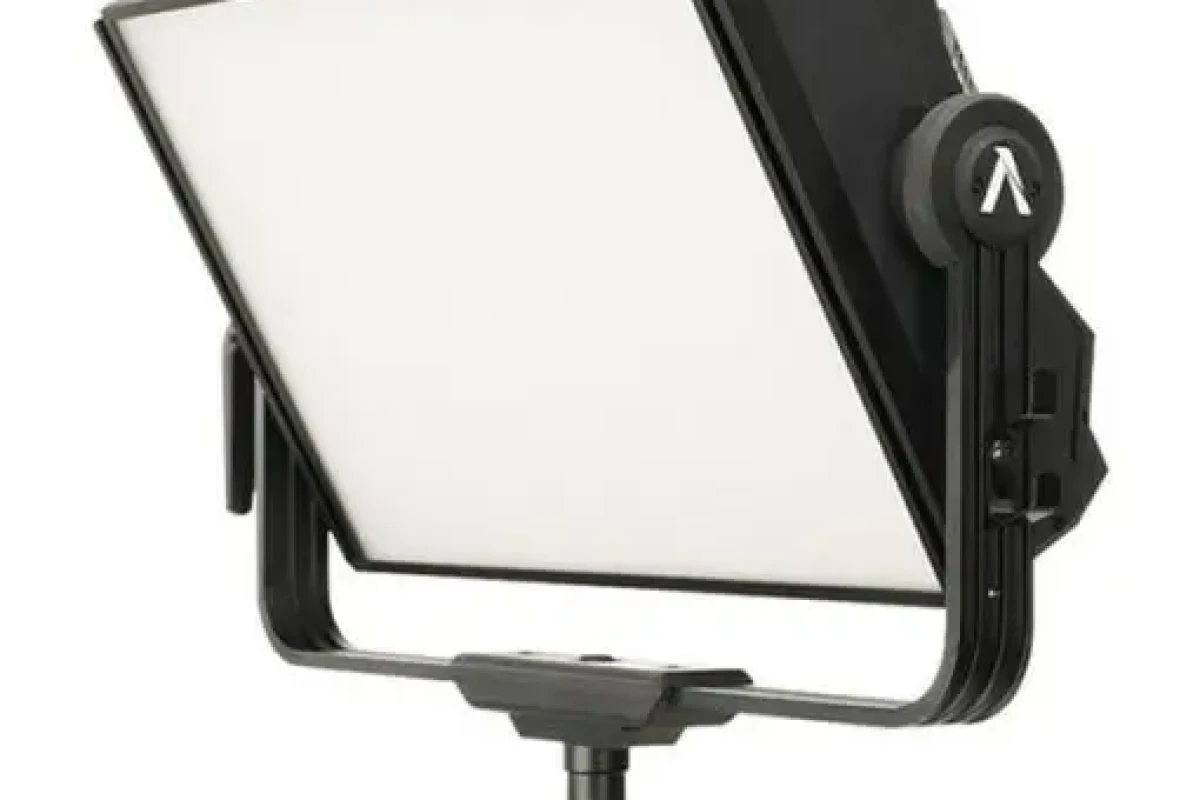 Location aputure Aputure Nova P300c – Panneau LED RGB - Lightyshare