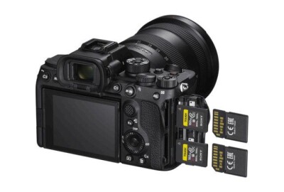 Location Sony A7S III + objectif + CFExpress + trepied manfrotto + Rode Videomic pro+ + 3 batteries