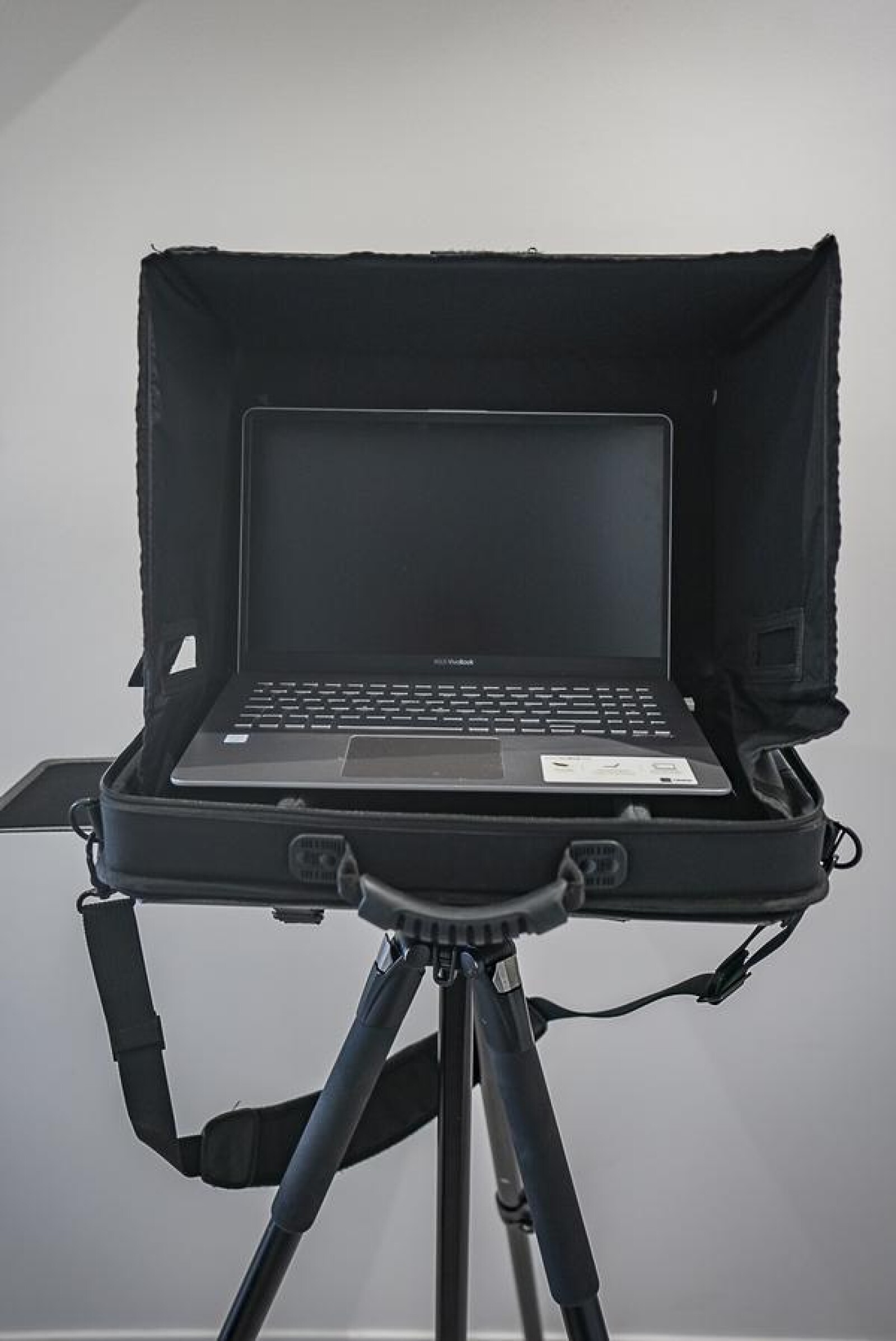 Location seaport I-Visor LS Pro Mag + pied manfrotto - Photo 1 sur 1