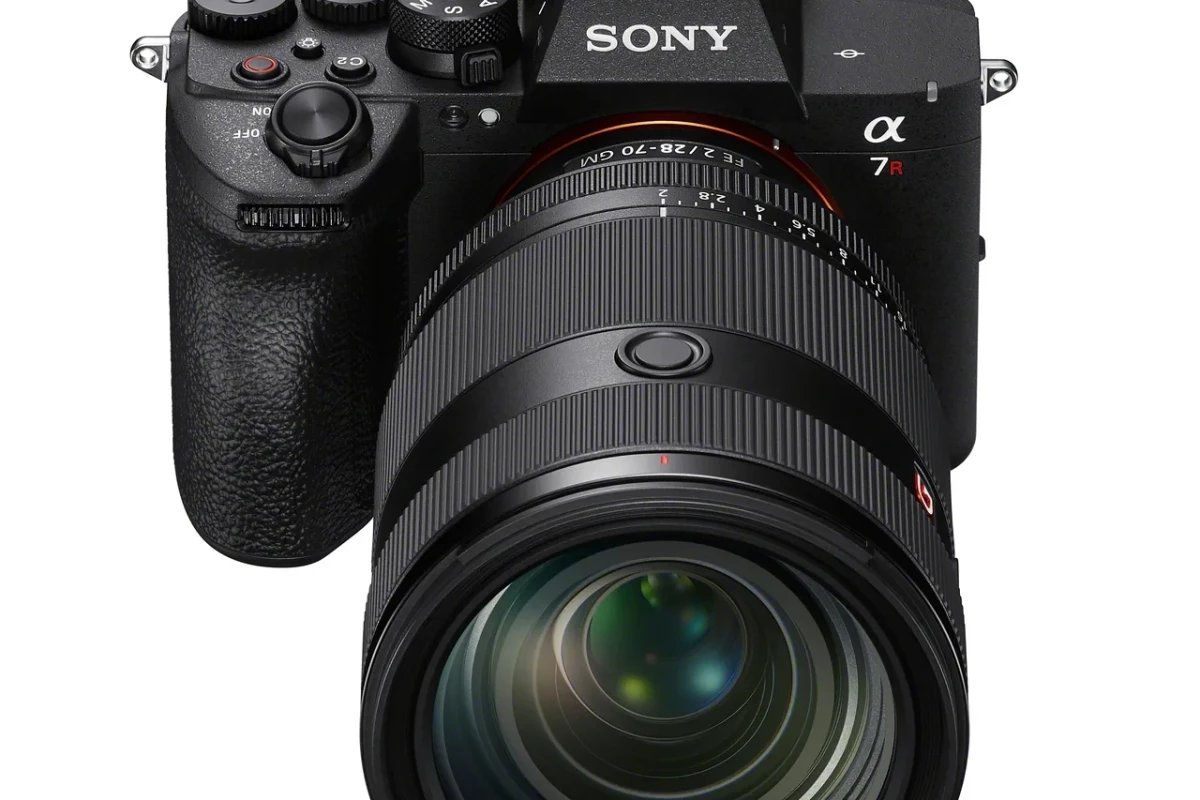 Rent Sony A7R VI - Lightyshare