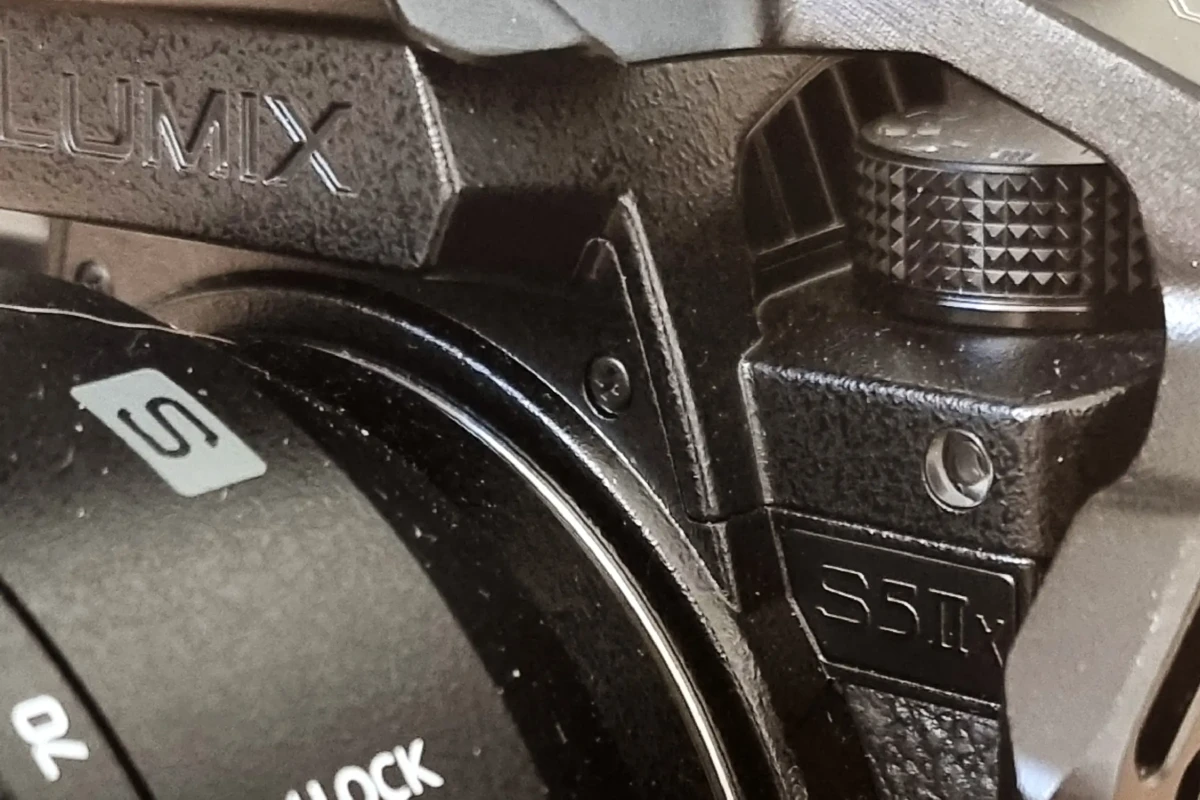 Location Lumix SRIIx - Lightyshare