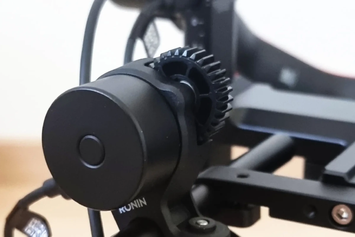 Location DJI RS2 Pro Combo - Lightyshare