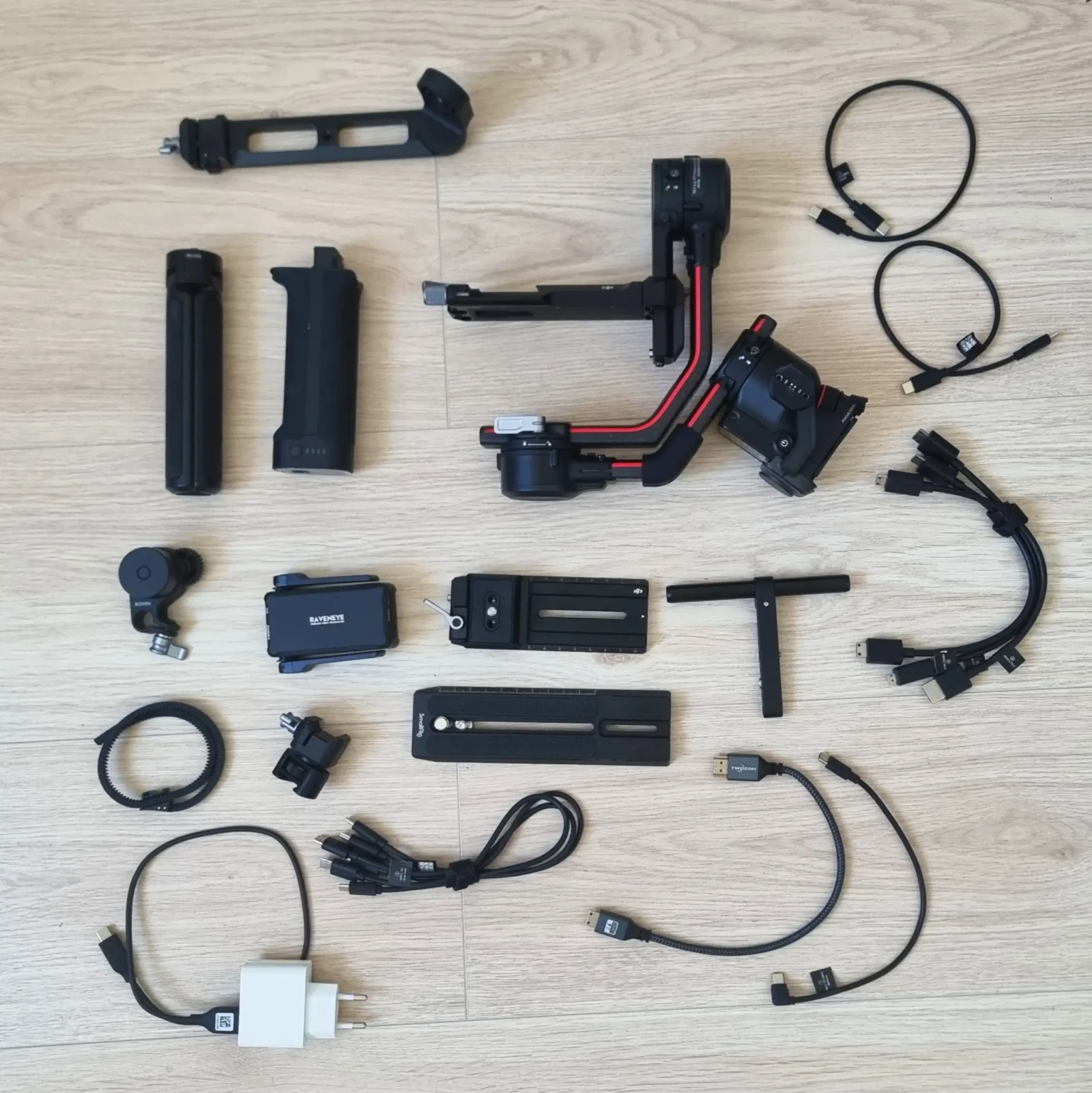 DJI RS2 Pro Combo - Photo 5 sur 5