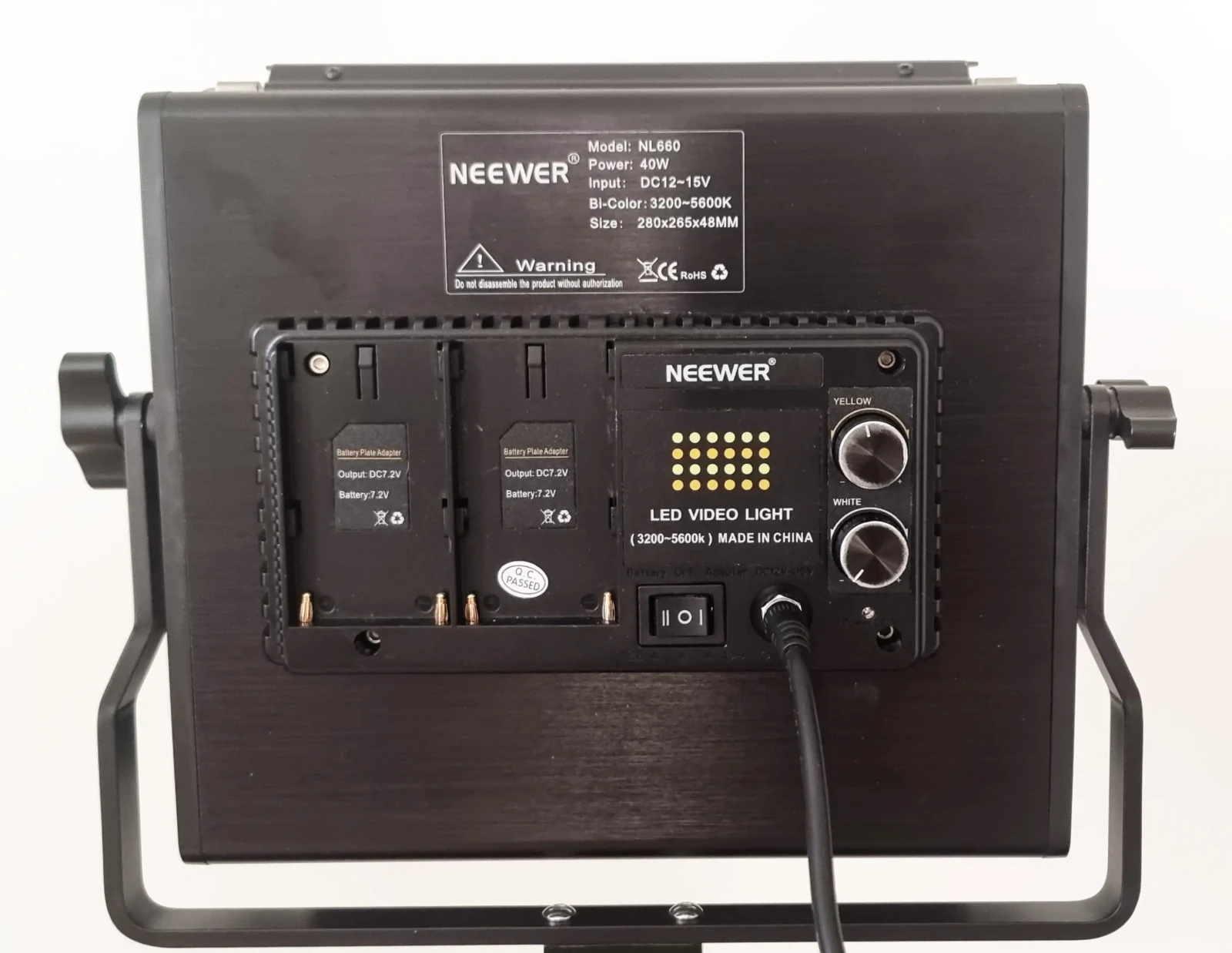 Neewer Panel Light Bi-color NL-660 - Photo 2 sur 4