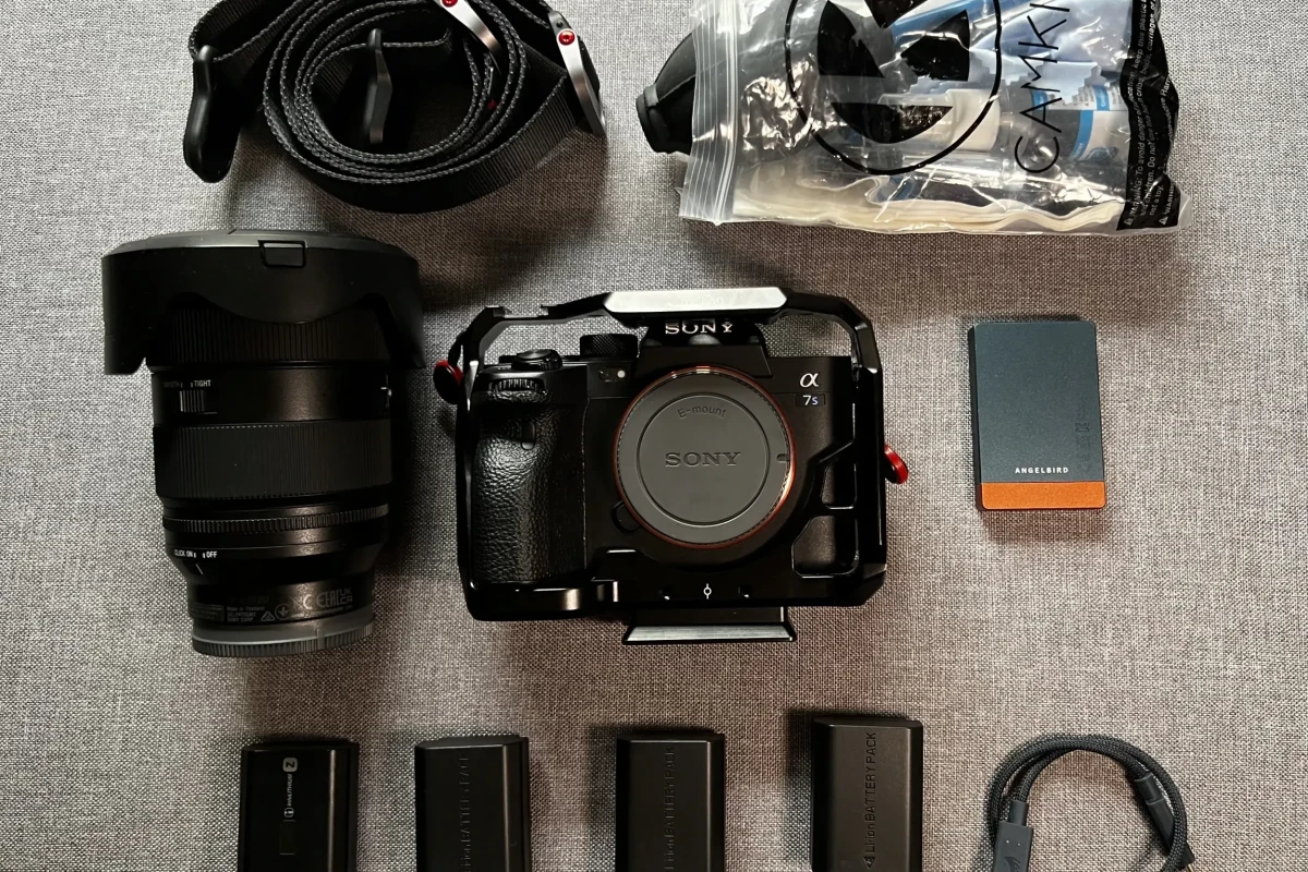 Location Kit Sony A7S III + Objectif 24-70 GM II & Accessoires - Lightyshare