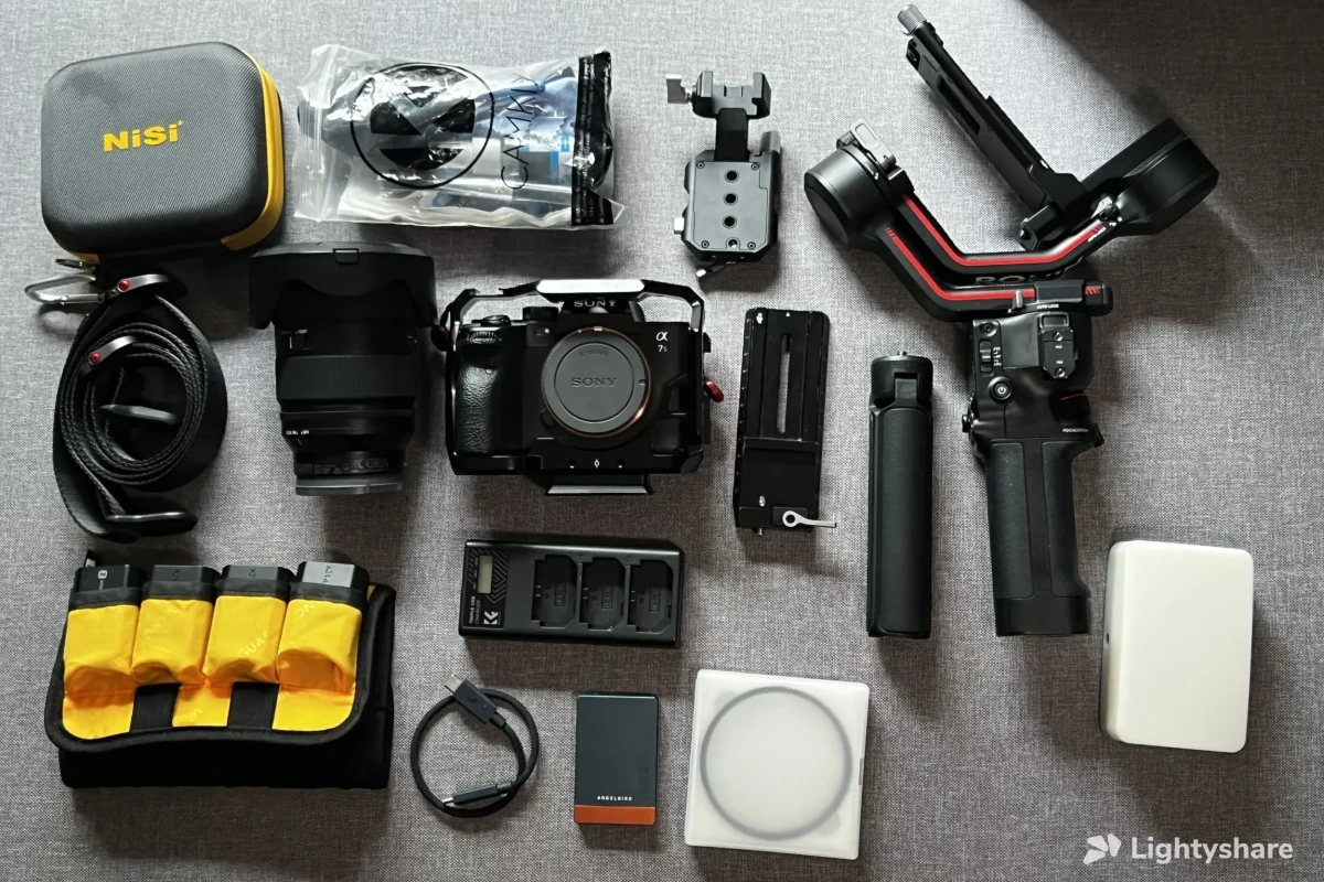 Location Kit Tournage Complet - Sony A7SIII + 24-70 GM II + Ronin RS3 + Trépied + Filtres ND - Lightyshare