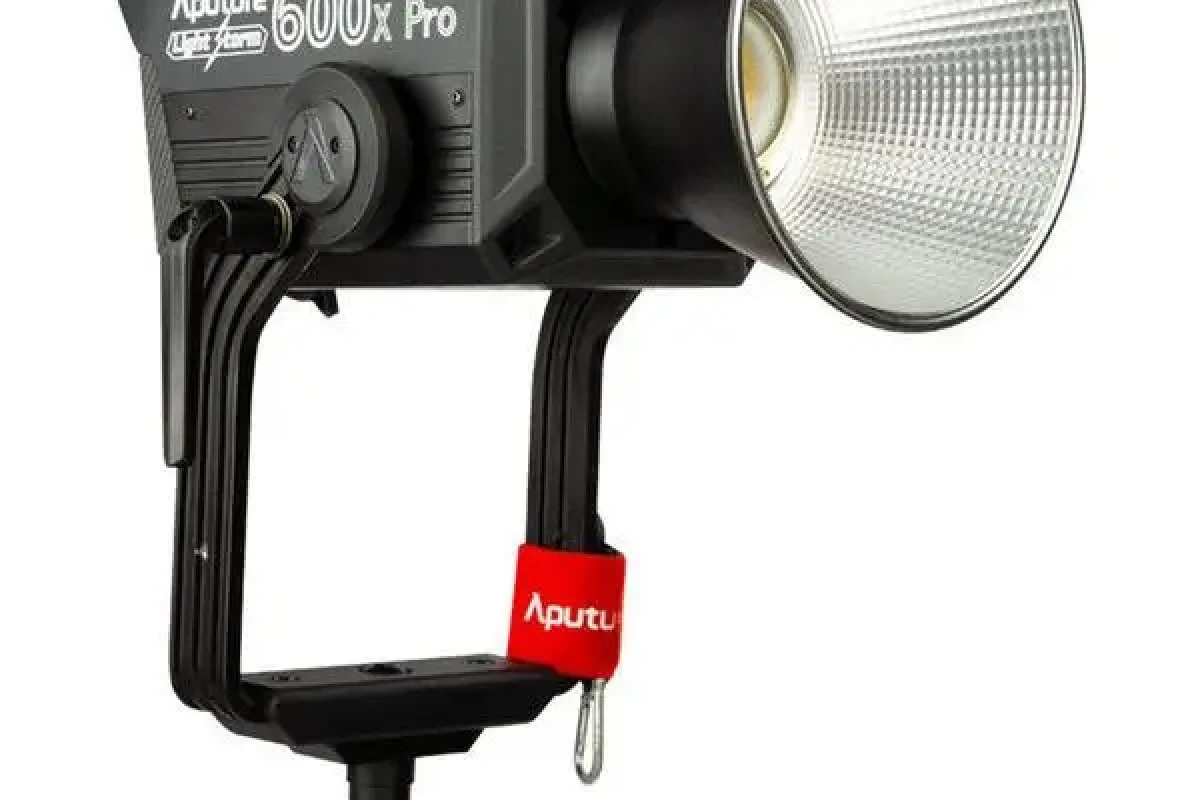Location Aputure 600X Pro - Lightyshare