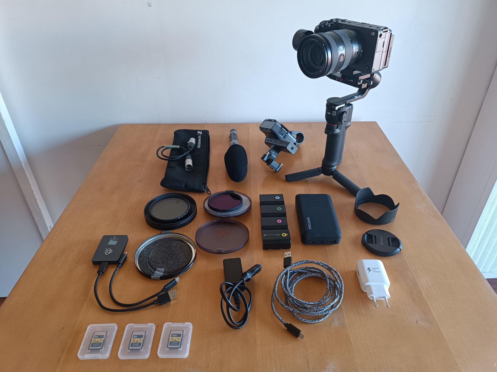 KIT COMPLET REPORTAGE SONY FX30-RONIN - Photo 2 sur 3