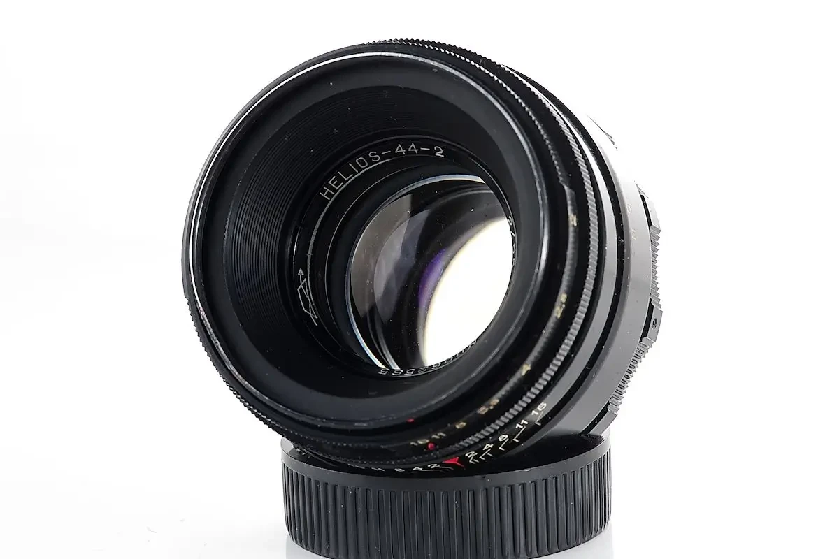 Location KMZ HELIOS 44-2 - Lightyshare