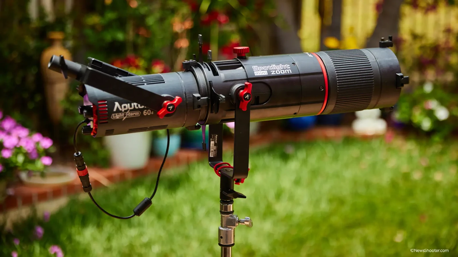 Pack Aputure LS 60x et Aputure Spotlight Mini Zoom. - Photo 1 sur 1