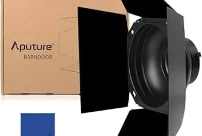 Location Aputure Fresnel F10