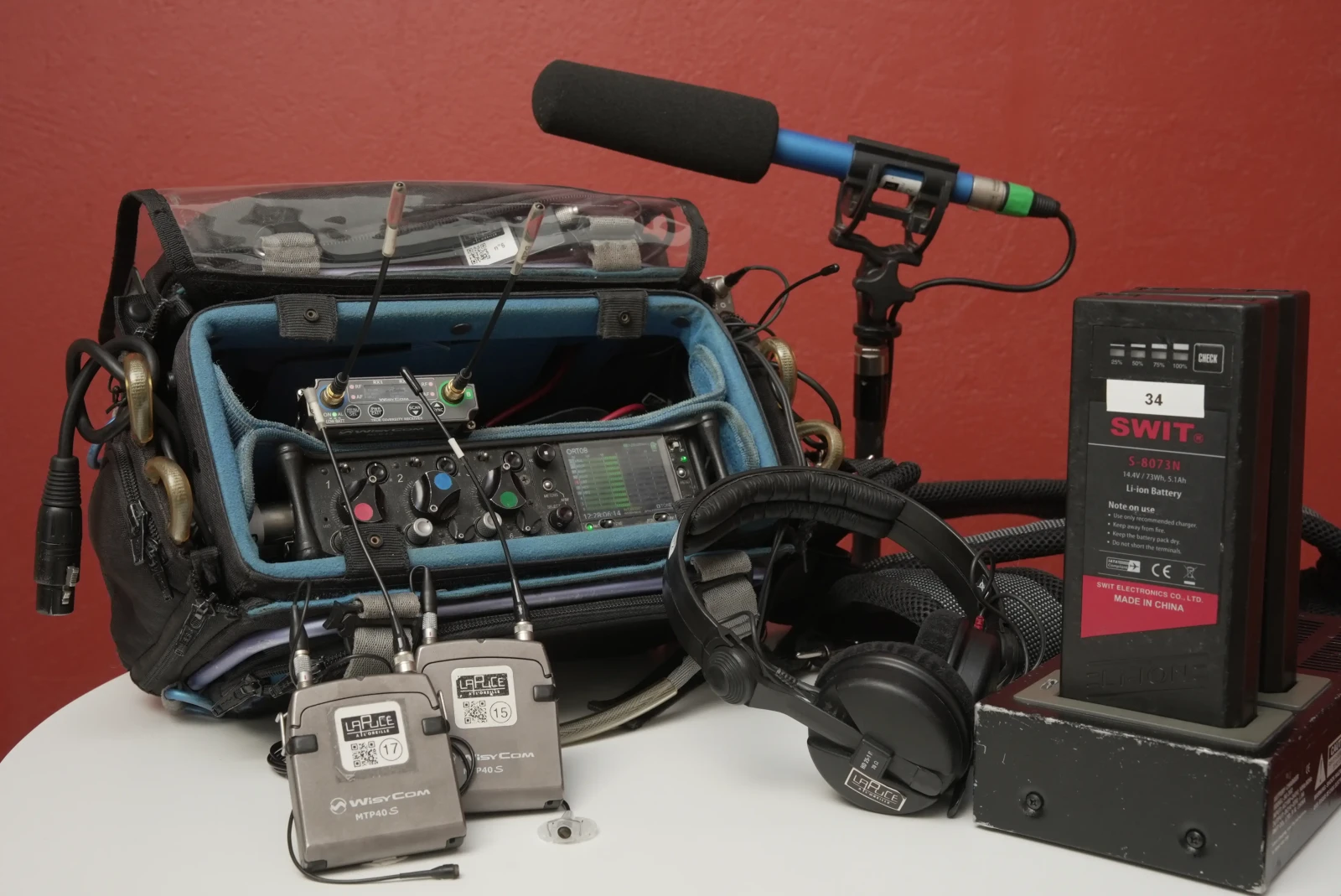 PACK 633, 2 HF, PERCHE ÉQUIPÉE - Photo 1 sur 1