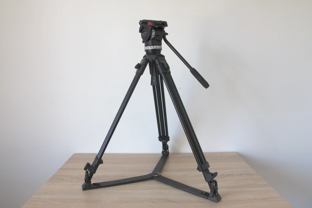 Location Sachtler ACE M GS - Lightyshare