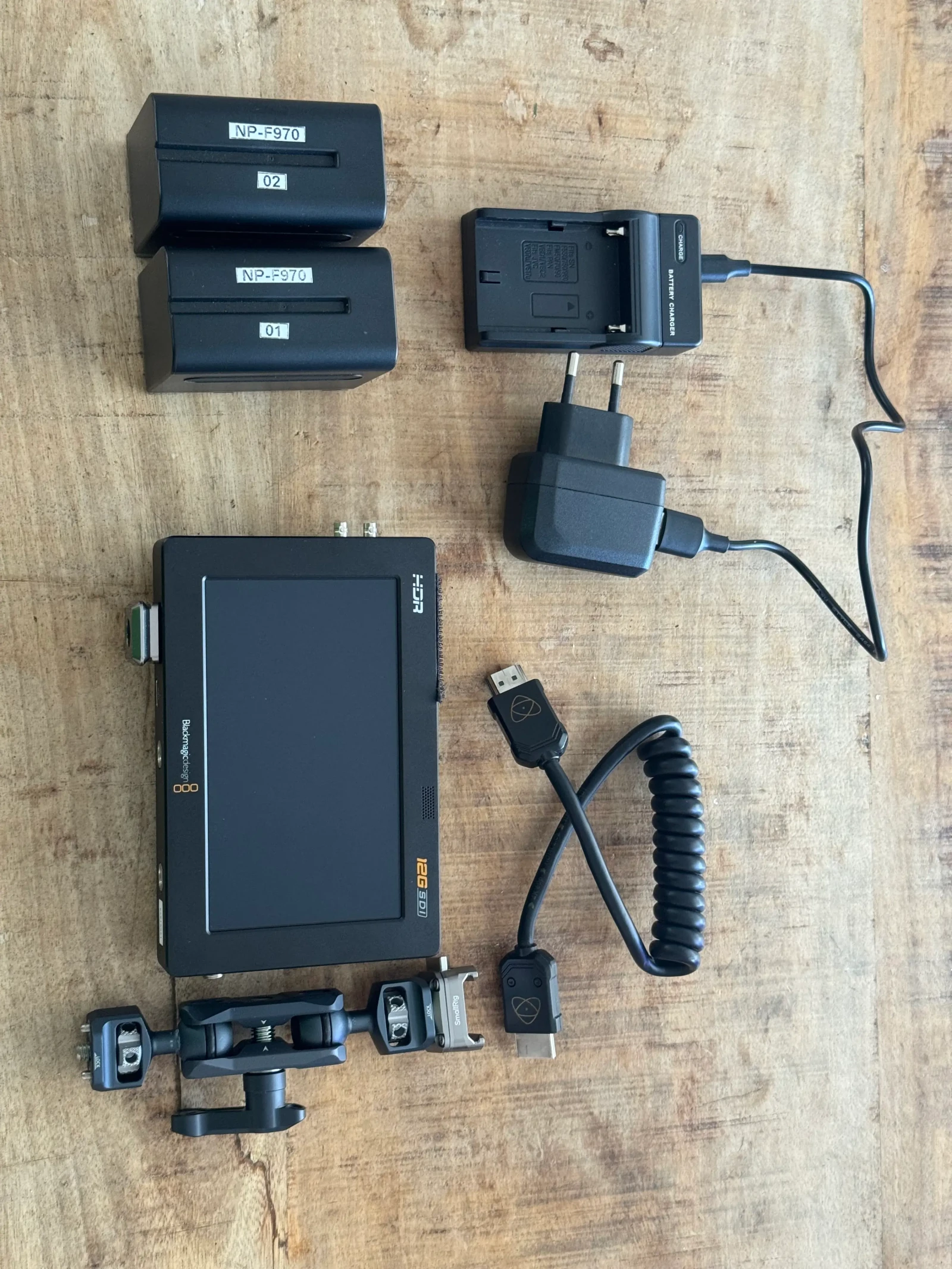 Black Magic Vidéo Assist 12G, 6 pouces - Photo 3 sur 3