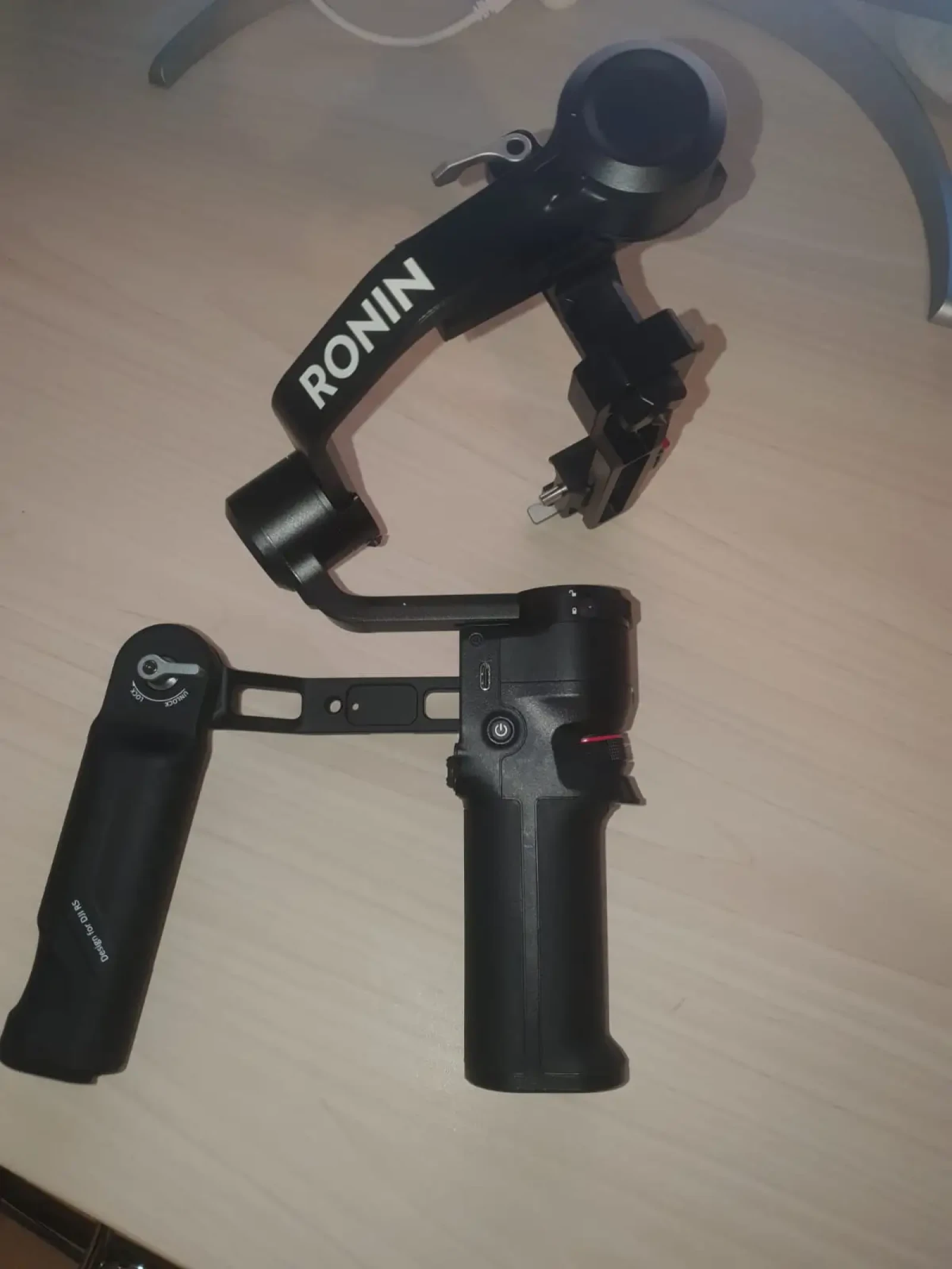 DJI RS3 mini - Photo 2 sur 4
