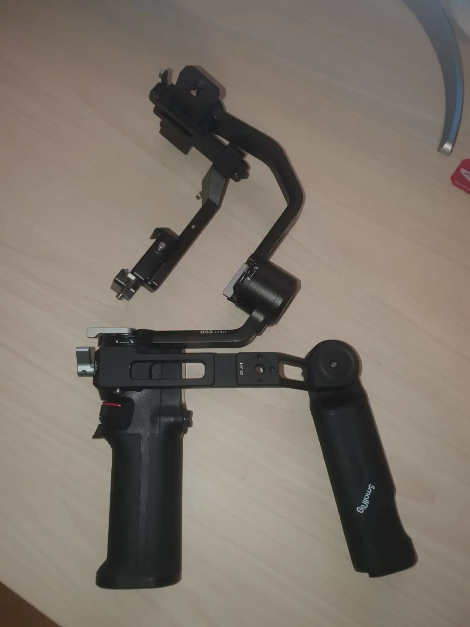 DJI RS3 mini - Photo 3 sur 4