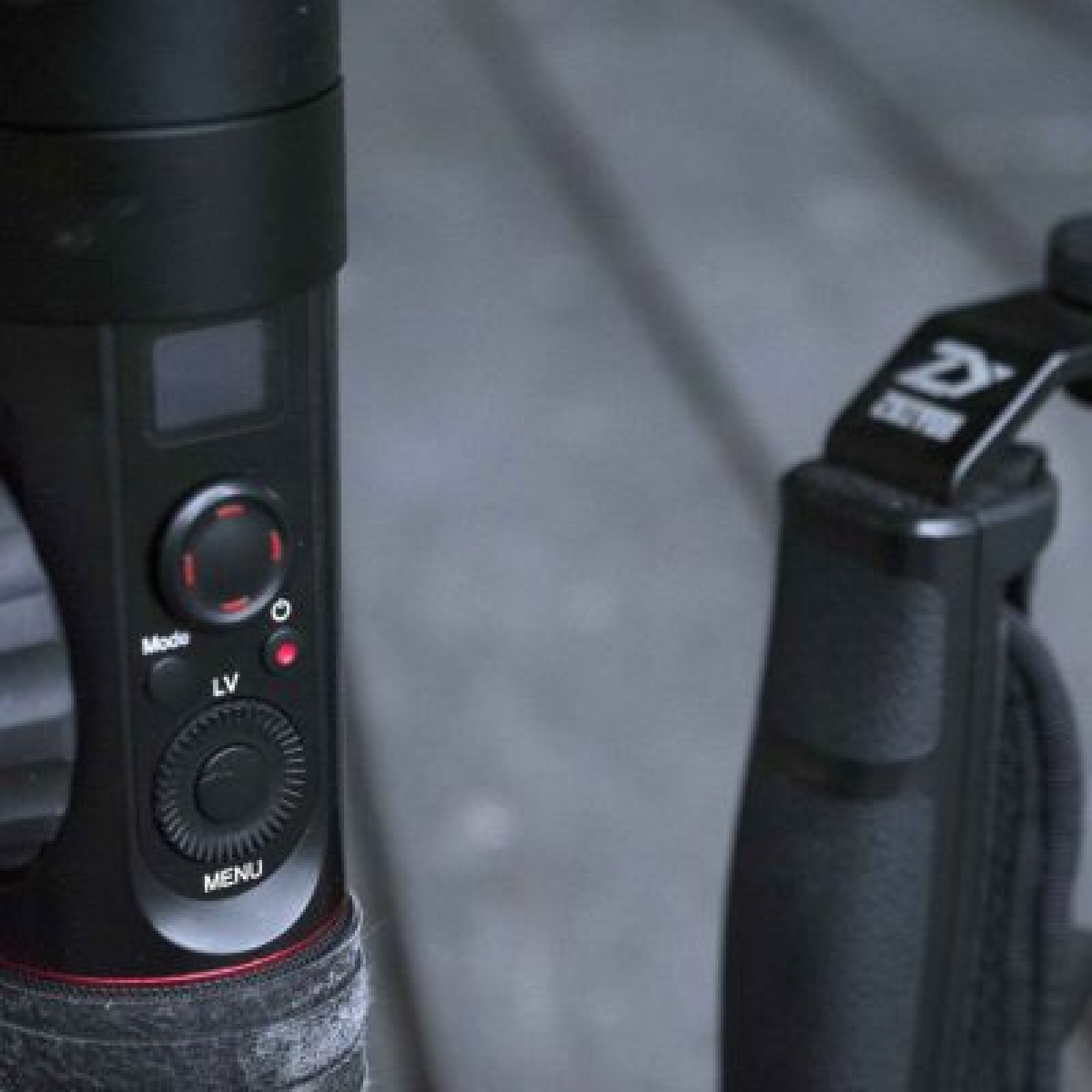Pack stabilisateur ZHIYUN CRANE 2 - Photo 2 sur 3