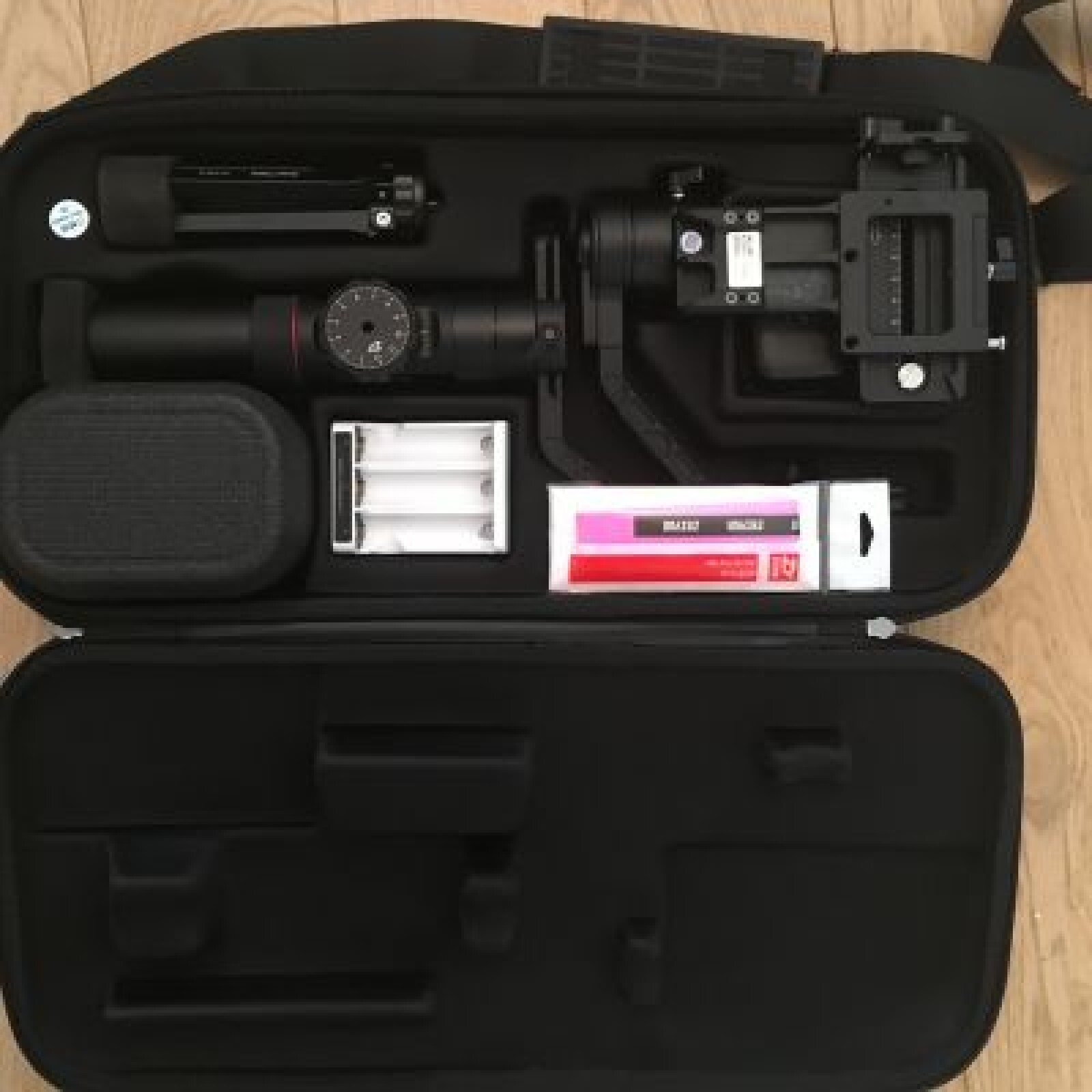 Stabilisateur Zhiyun Crane 2 - Photo 2 sur 4