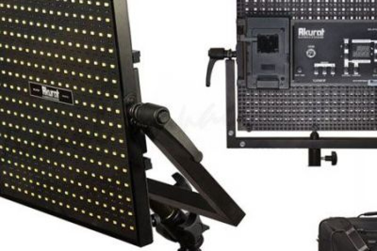 Location 1 Panneau LED DL3120 + trépied - Lightyshare