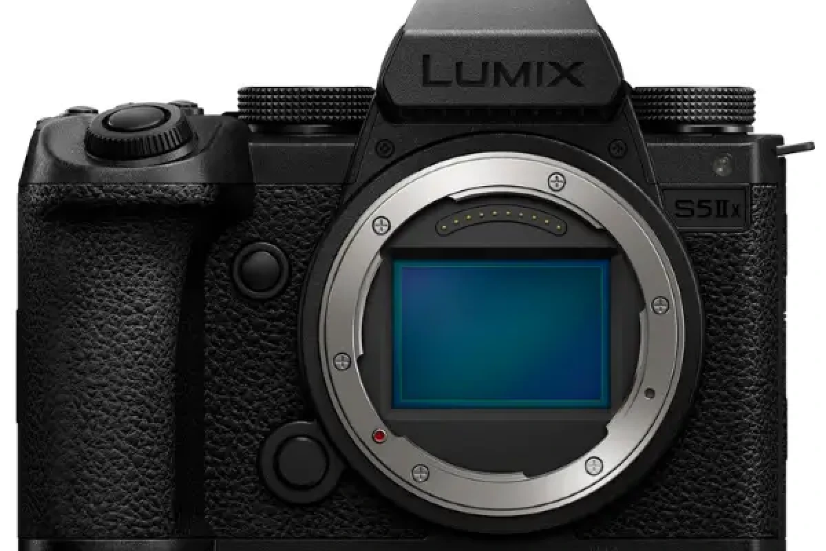 Location Panasonic Lumix S5 IIx - Lightyshare