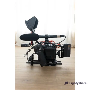 Location Pack PYXIS 6K Prêt à tourner – caméra cagée, micro canon, follow focus et contrôle d'iris (hors optique)