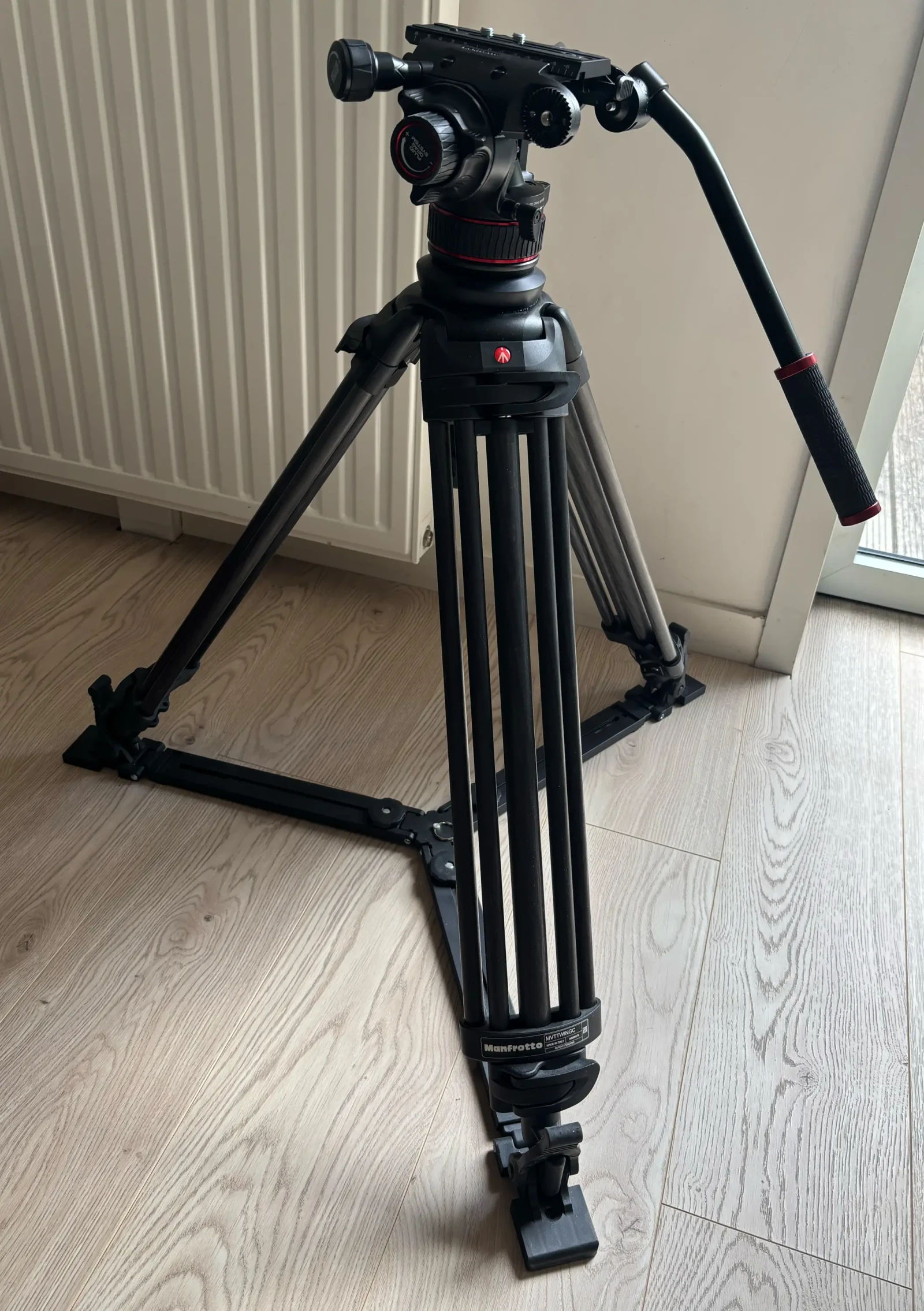 Manfrotto Pied carbone et tête fluide nitrotech - Photo 4 sur 4