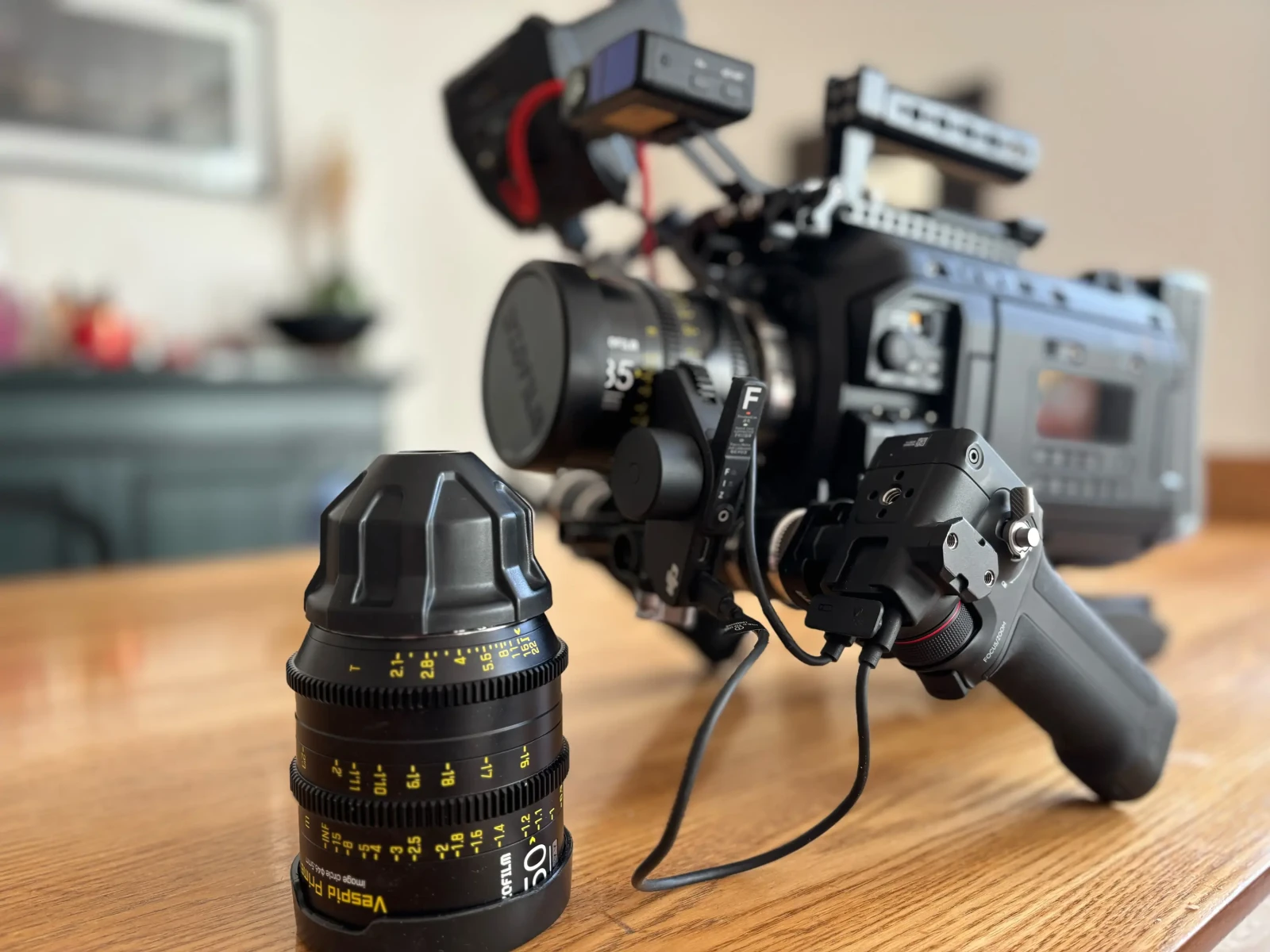 blackmagic cine 12 K LF - Photo 2 sur 3
