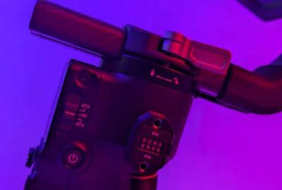 Location DJI RS4 Pro Combo - Stabilisateur