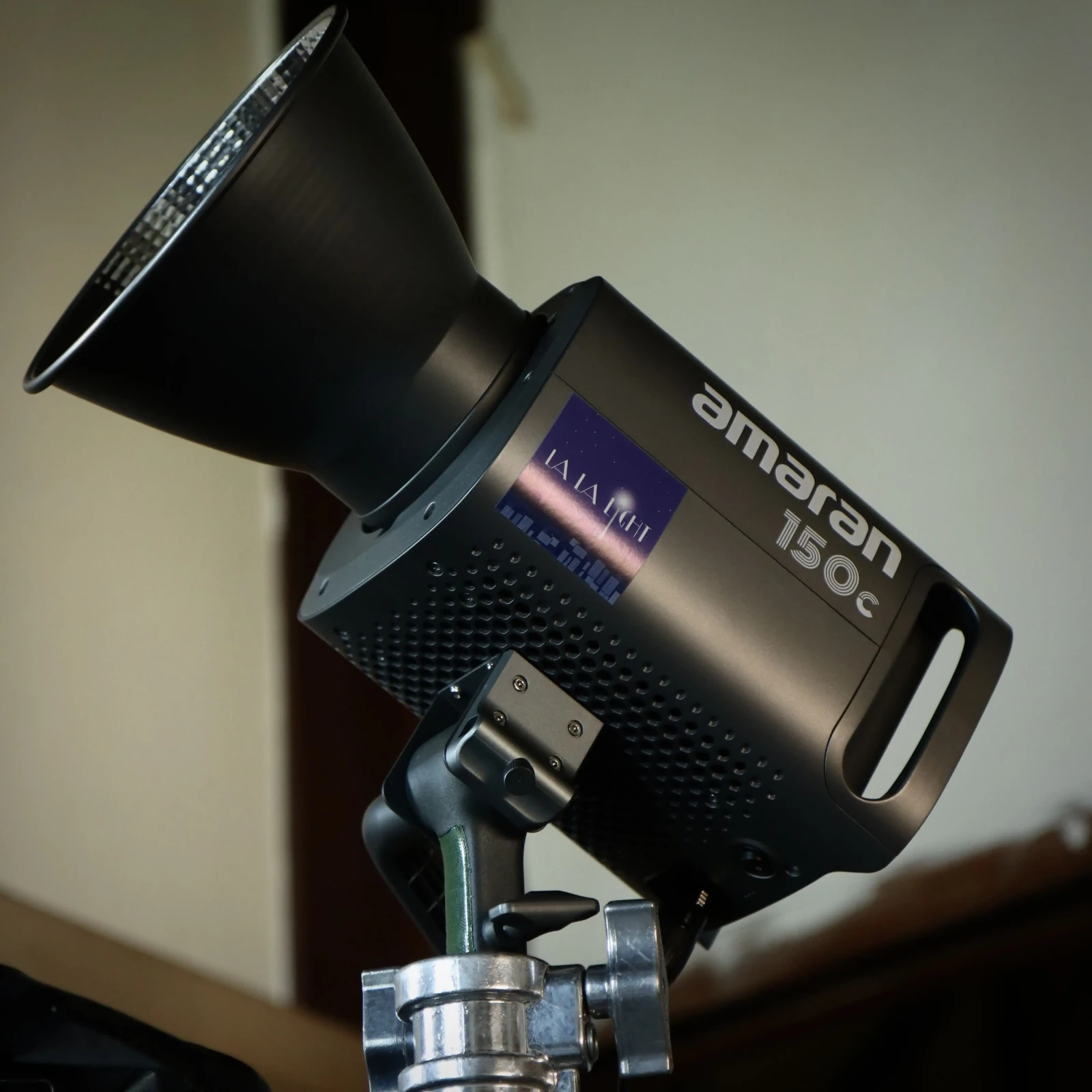 Aputure Amaran COB 150C - Photo 1 sur 2