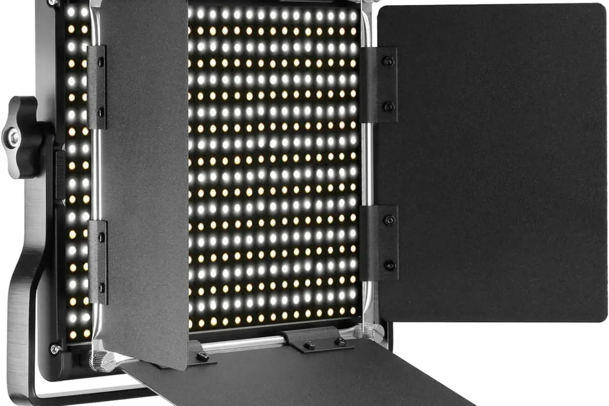 Location Neewer NL 660 + SoftBox - Lightyshare