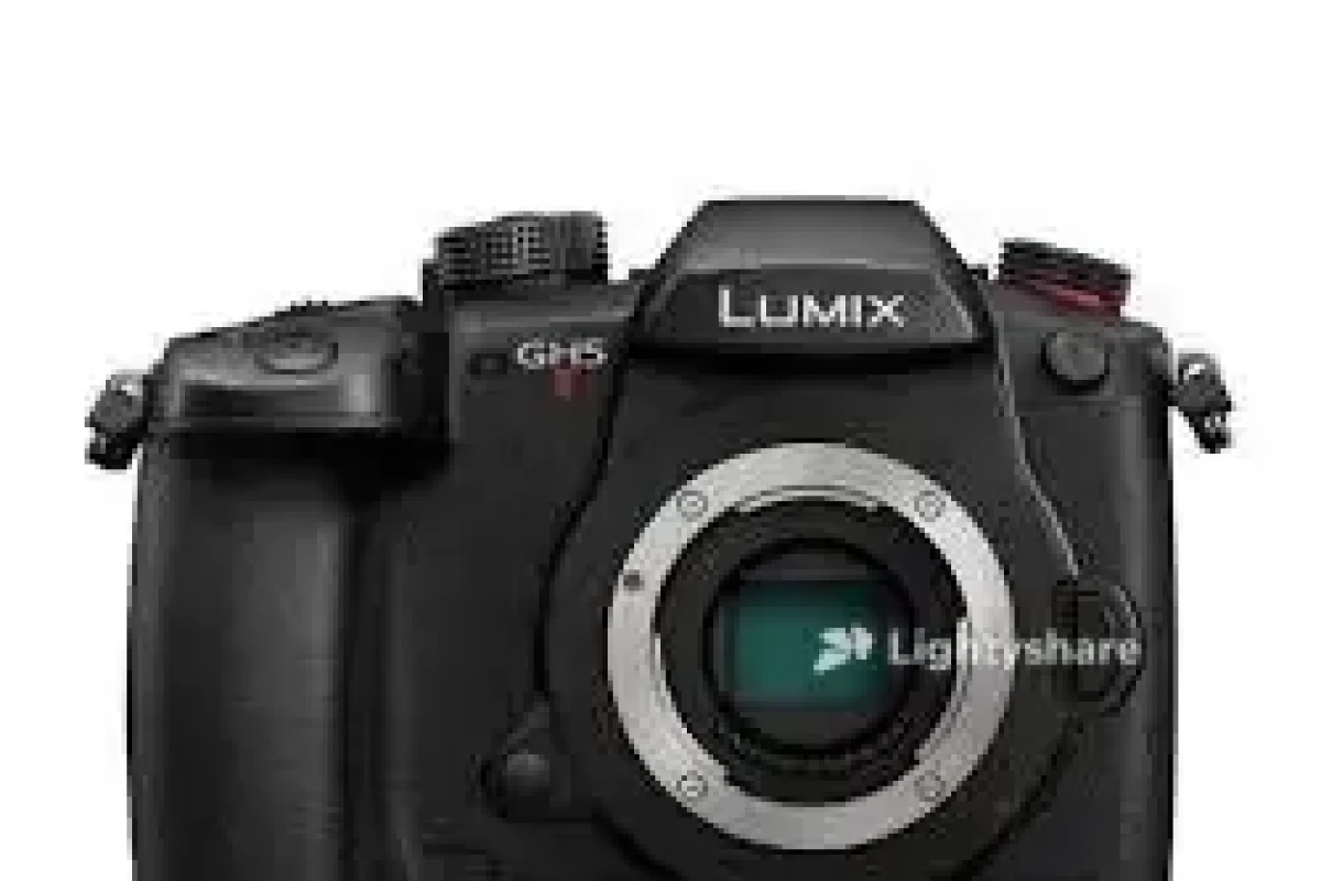 Location Panasonic GH5 Mark II - Lightyshare